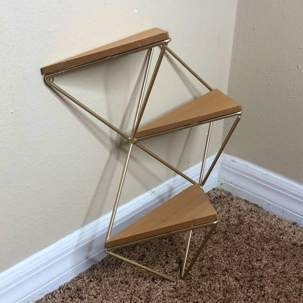 Wall Shelf Decor